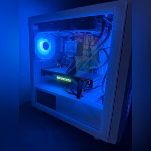 Gaming PC with GeForce RTX